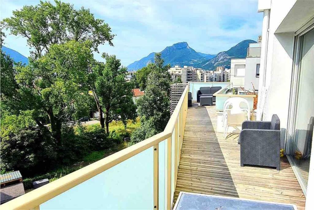 Grand Appartement Avec Vue Magnifique - Vercors - Une Experience Unique - Wifi Gratuit Grenoble Zewnętrze zdjęcie