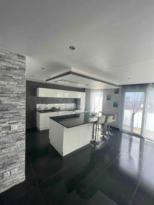 Grand Appartement Avec Vue Magnifique - Vercors - Une Experience Unique - Wifi Gratuit Grenoble Zewnętrze zdjęcie