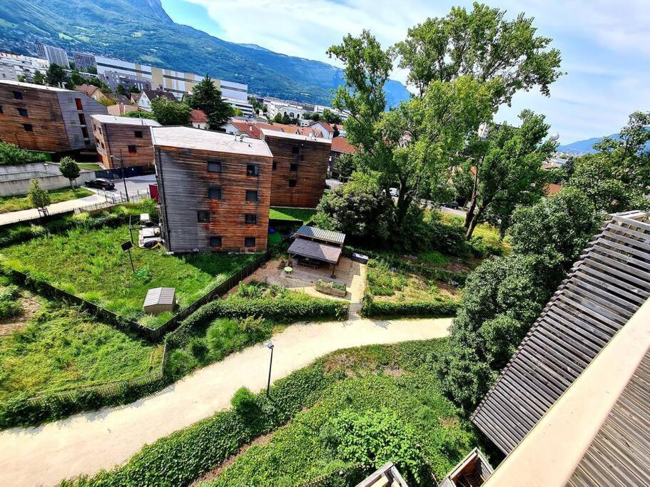 Grand Appartement Avec Vue Magnifique - Vercors - Une Experience Unique - Wifi Gratuit Grenoble Zewnętrze zdjęcie