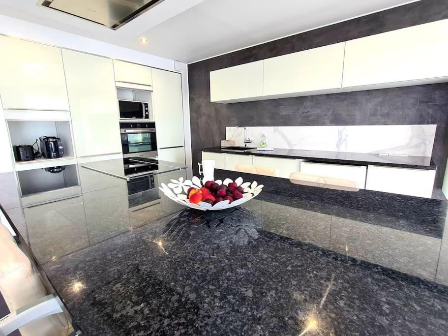 Grand Appartement Avec Vue Magnifique - Vercors - Une Experience Unique - Wifi Gratuit Grenoble Zewnętrze zdjęcie
